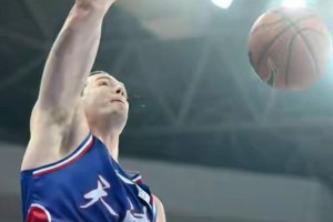 九游下载中心-天津男篮111-86送四川37连败 维纳莱斯25分